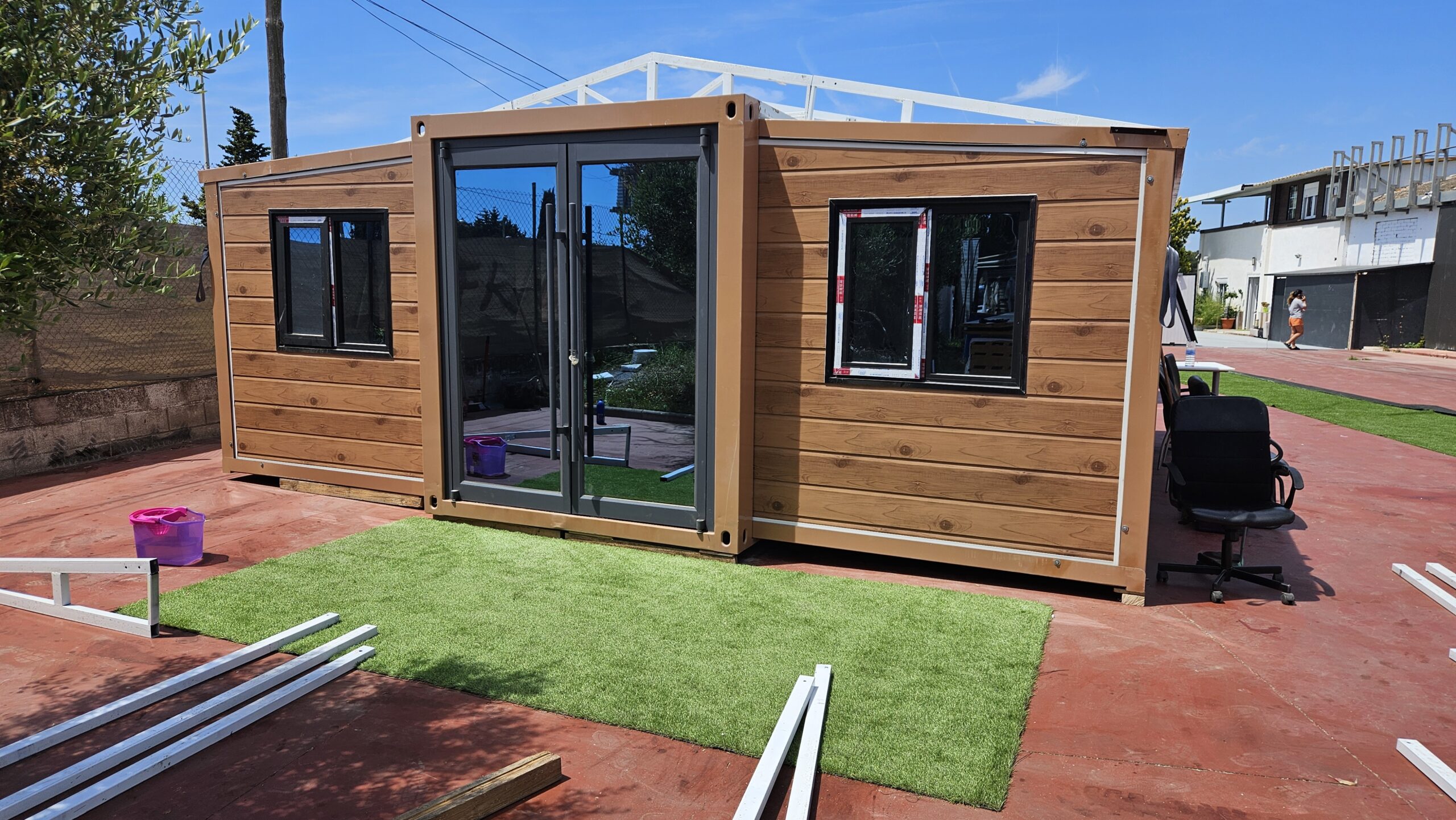 Módulo M37 Madera con puerta de cristal en stock